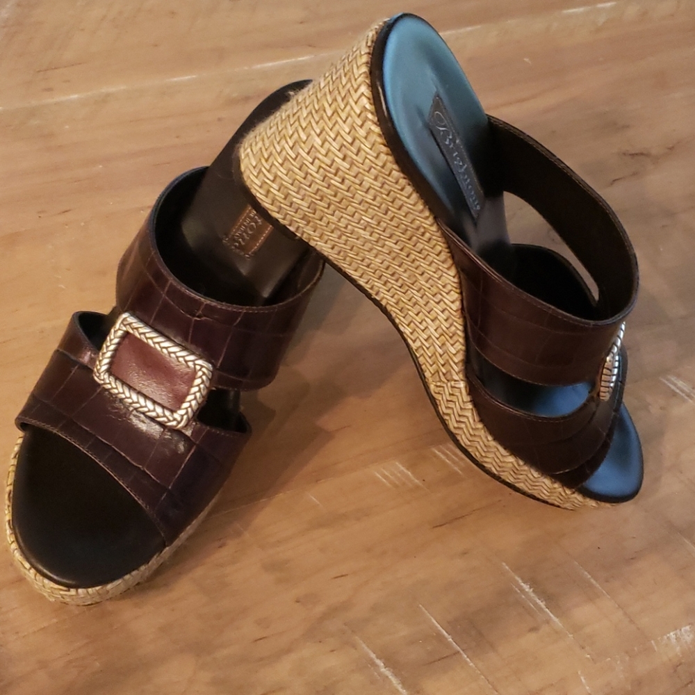 Brighton Devon Platform Sandals